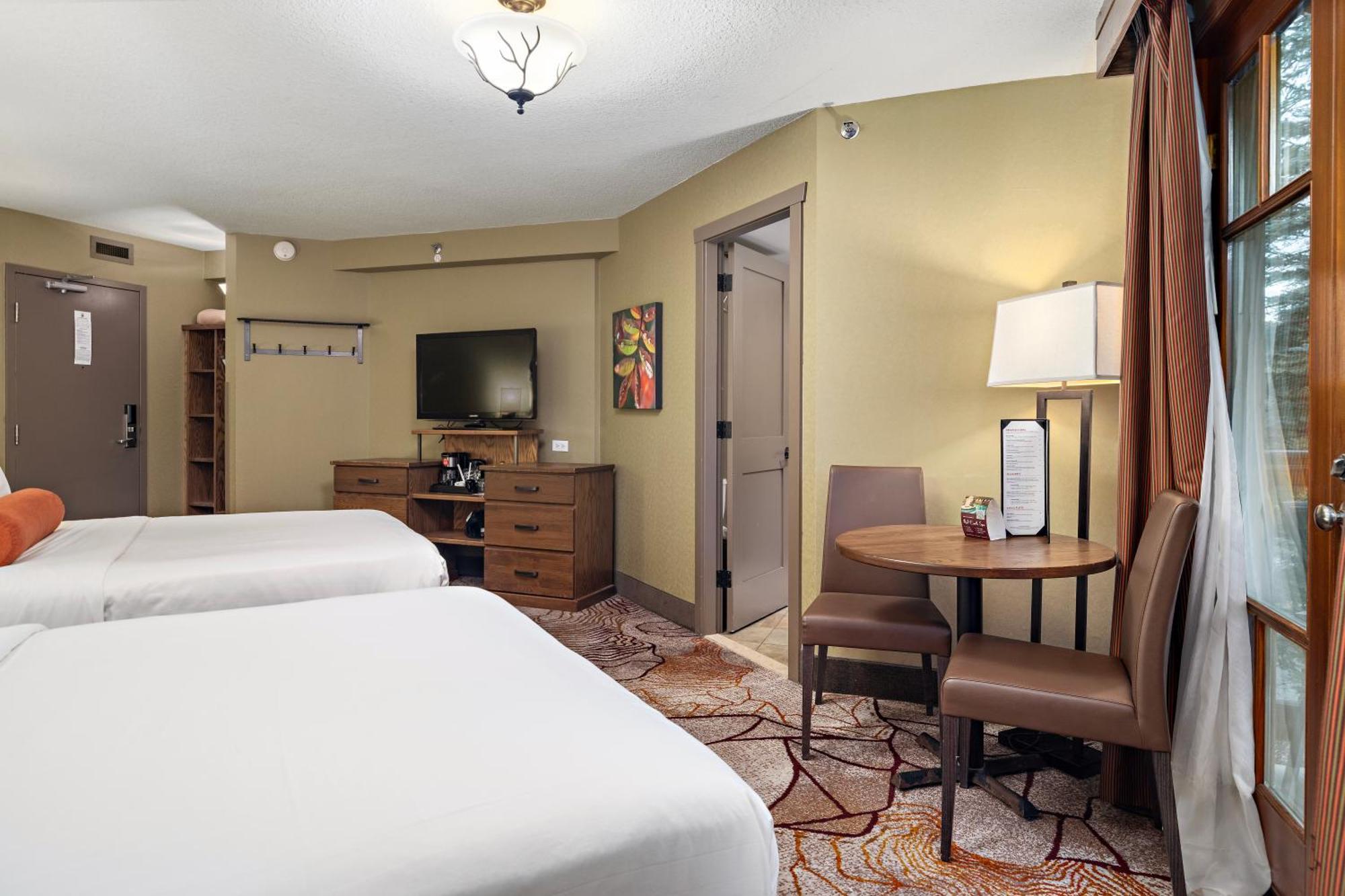 Superior Two Queen Room Balcony