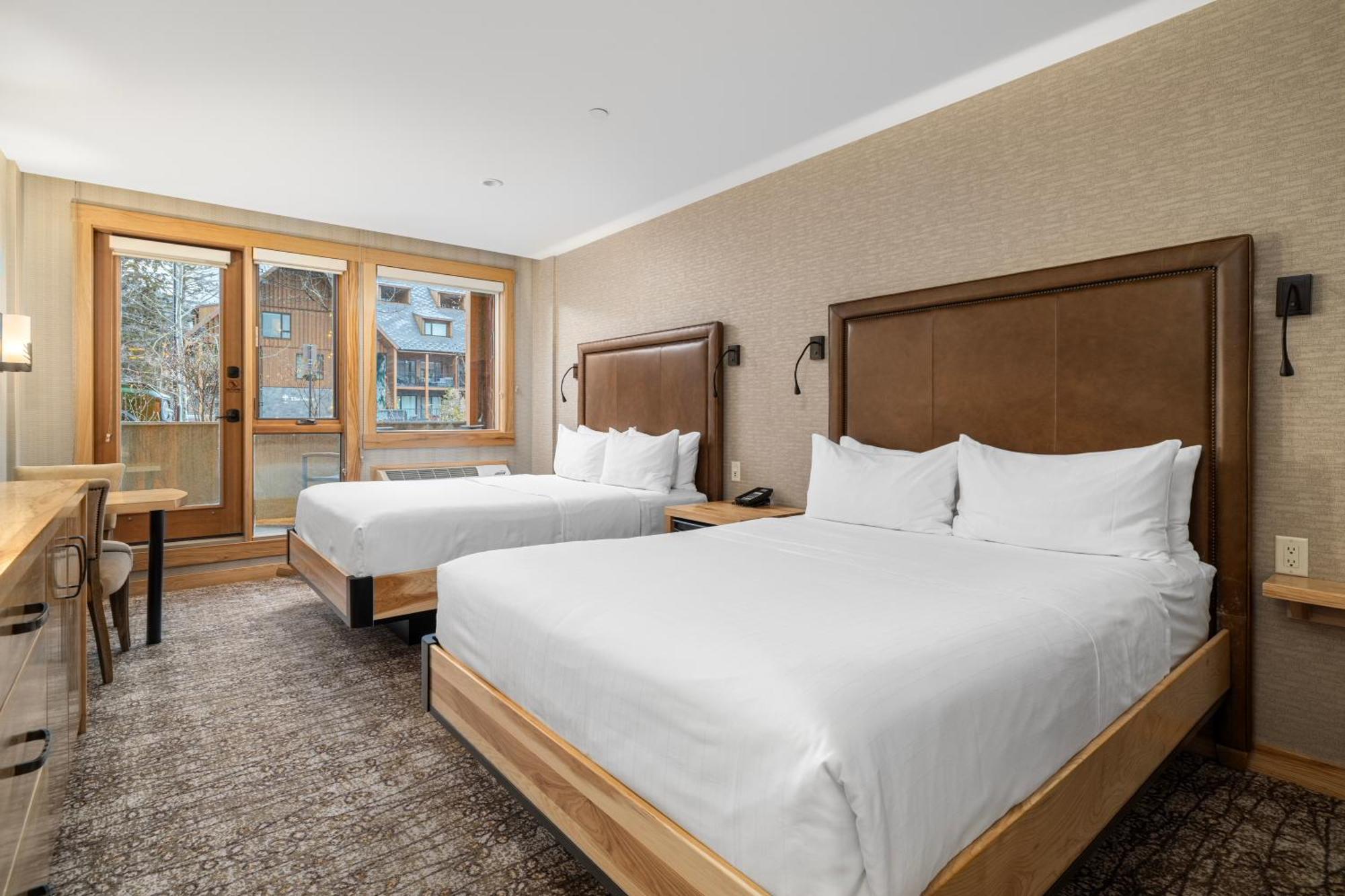 Superior Hotel Room 2 Queens Accessible