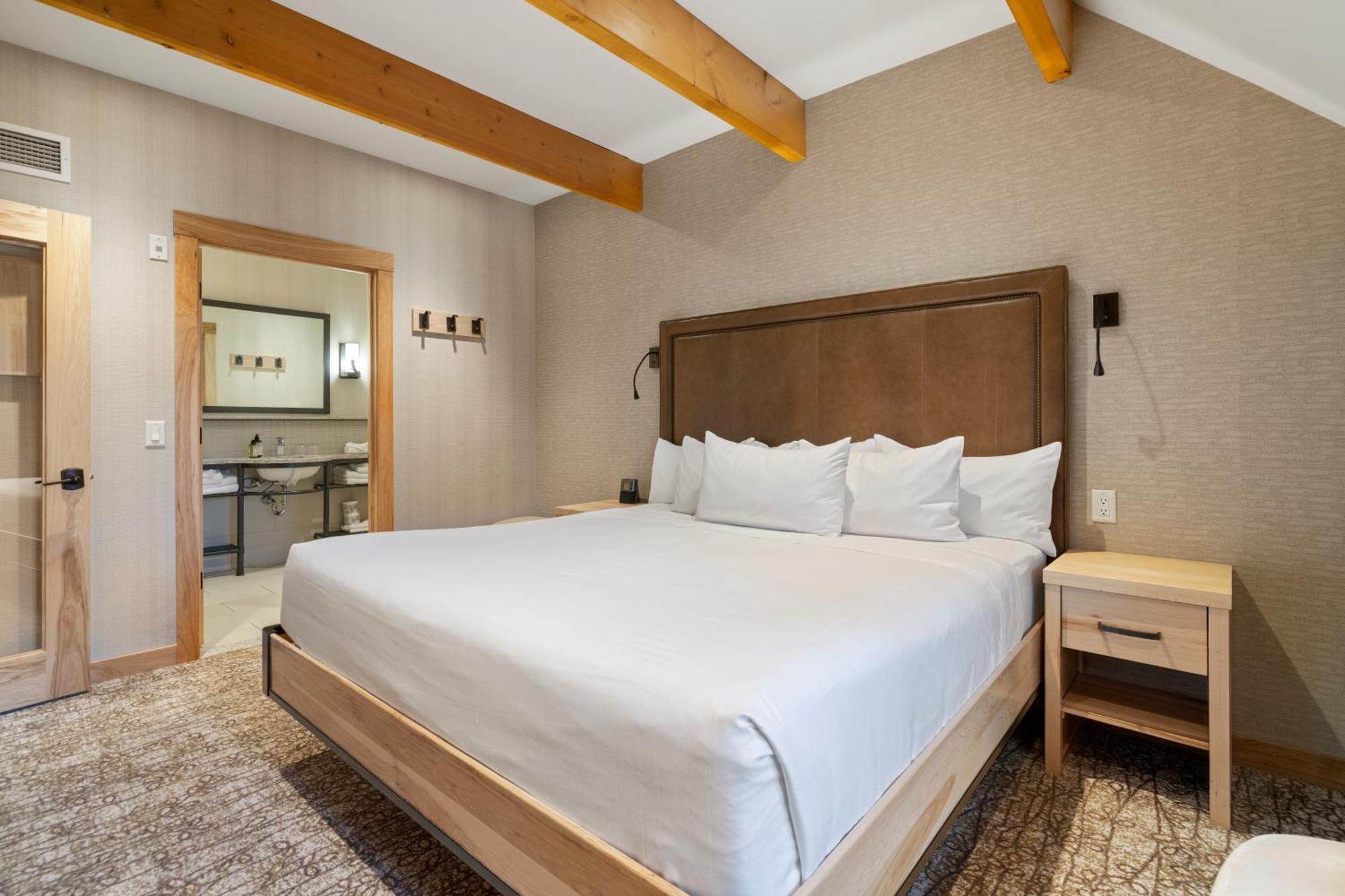 Rooftop Two-Bedroom Suite