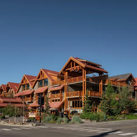 Moose Hotel And Suites-3